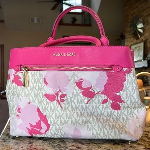 Brand new Michael Kors handbag